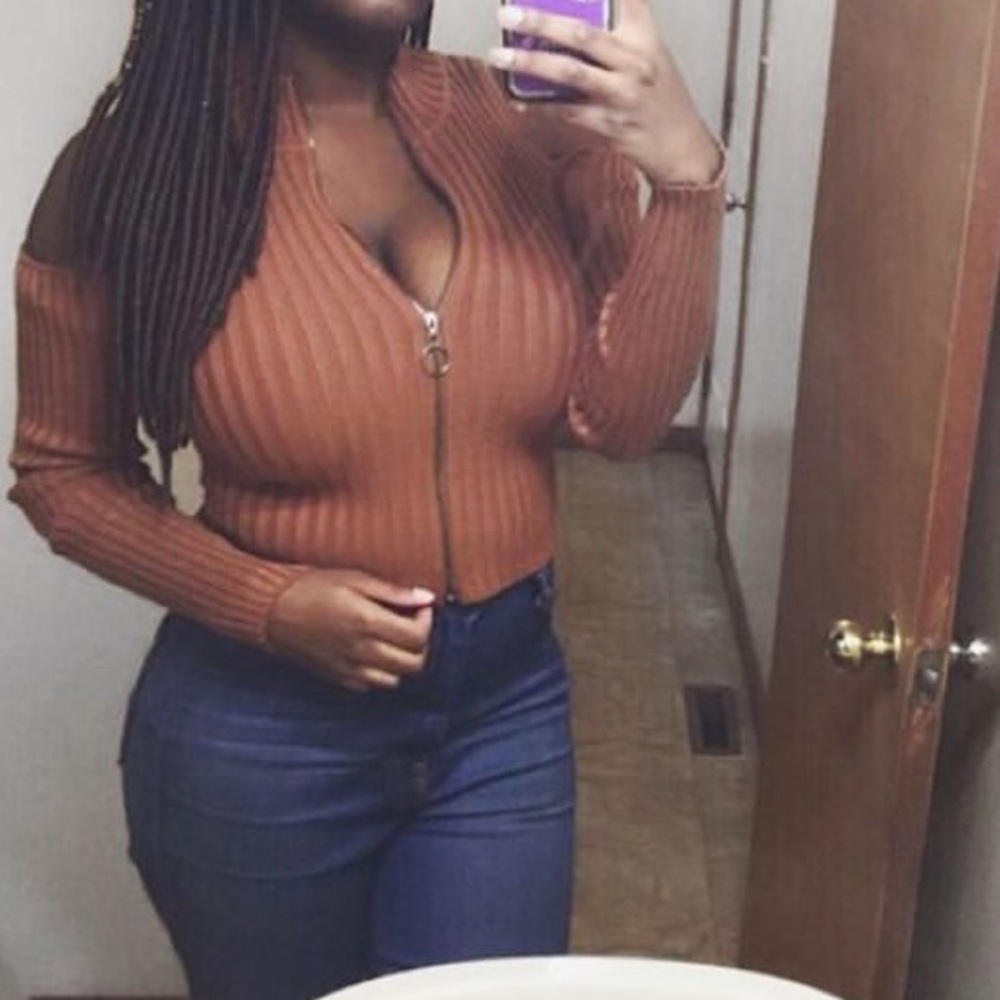 Fashion Nova zip up sweater